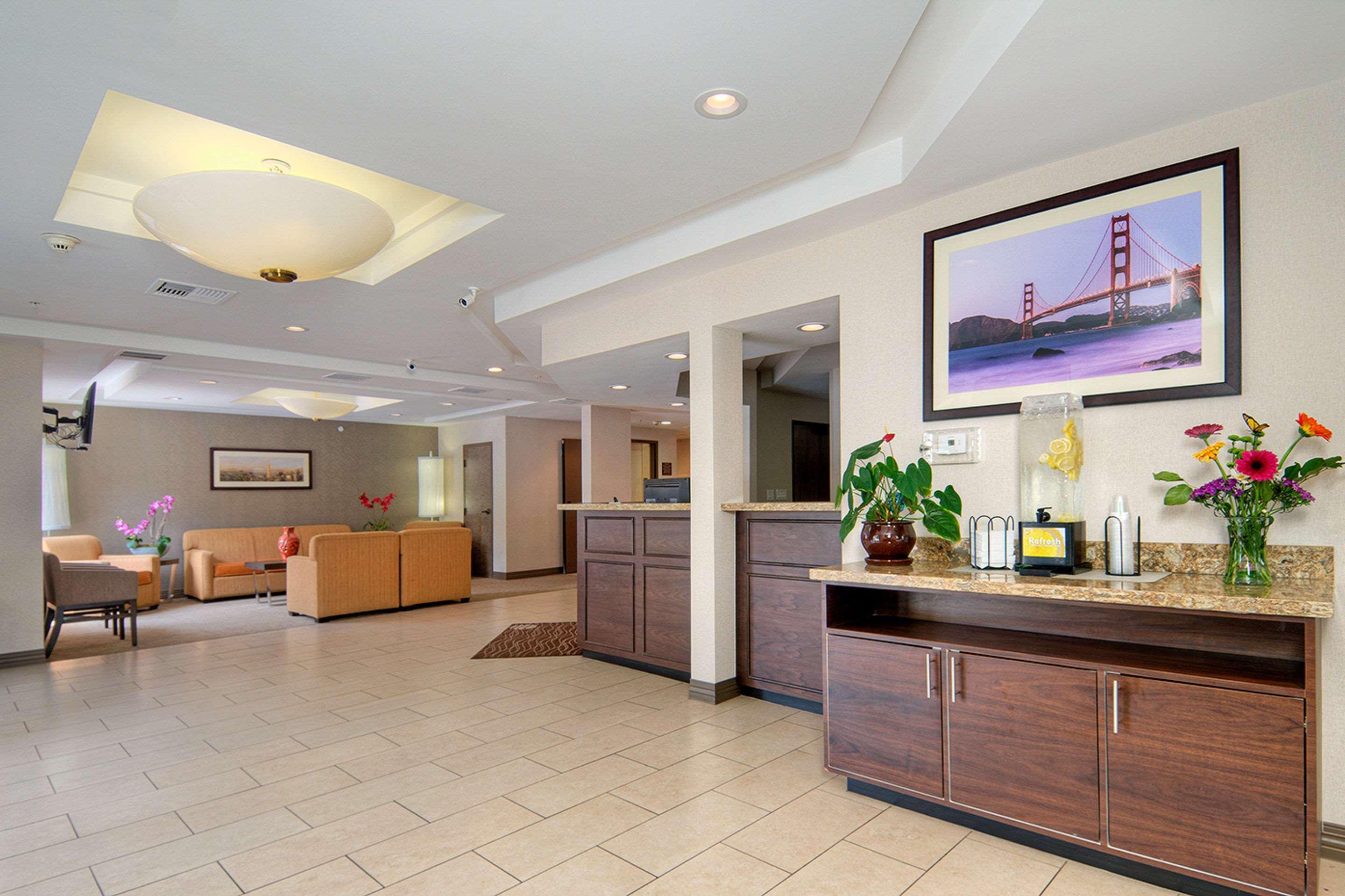 Comfort Inn Silicon Valley East Фримонт Екстериор снимка