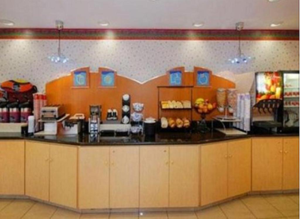 Comfort Inn Silicon Valley East Фримонт Екстериор снимка