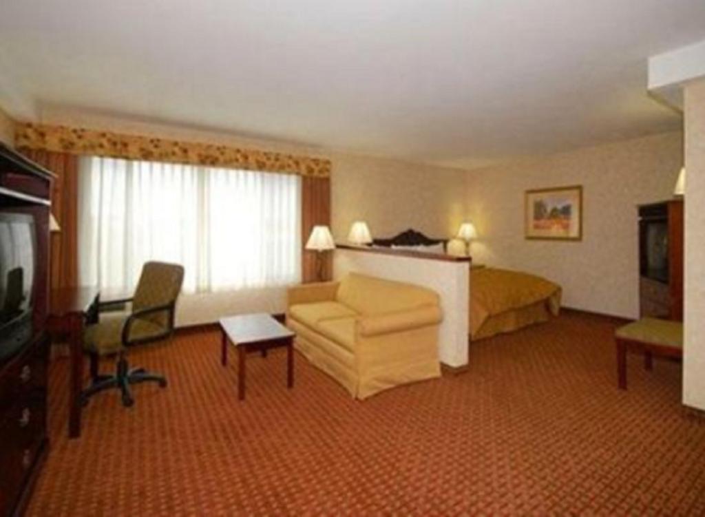 Comfort Inn Silicon Valley East Фримонт Екстериор снимка