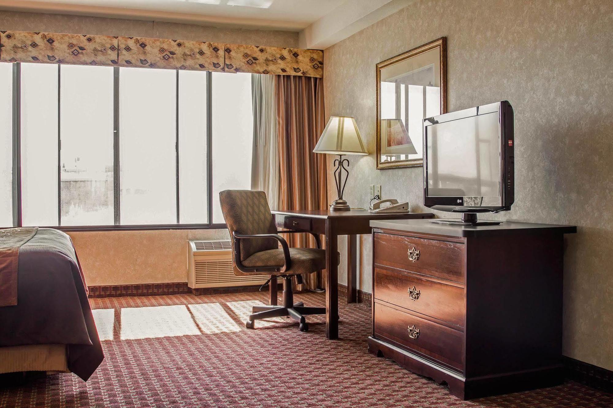 Comfort Inn Silicon Valley East Фримонт Екстериор снимка